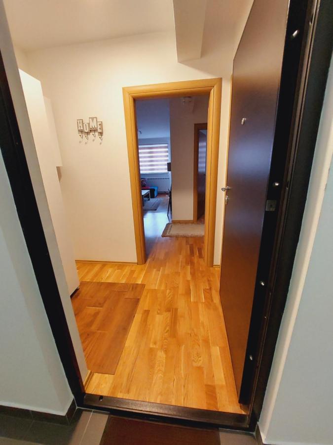 Apartman Ceca Apartman Lukavica Kültér fotó