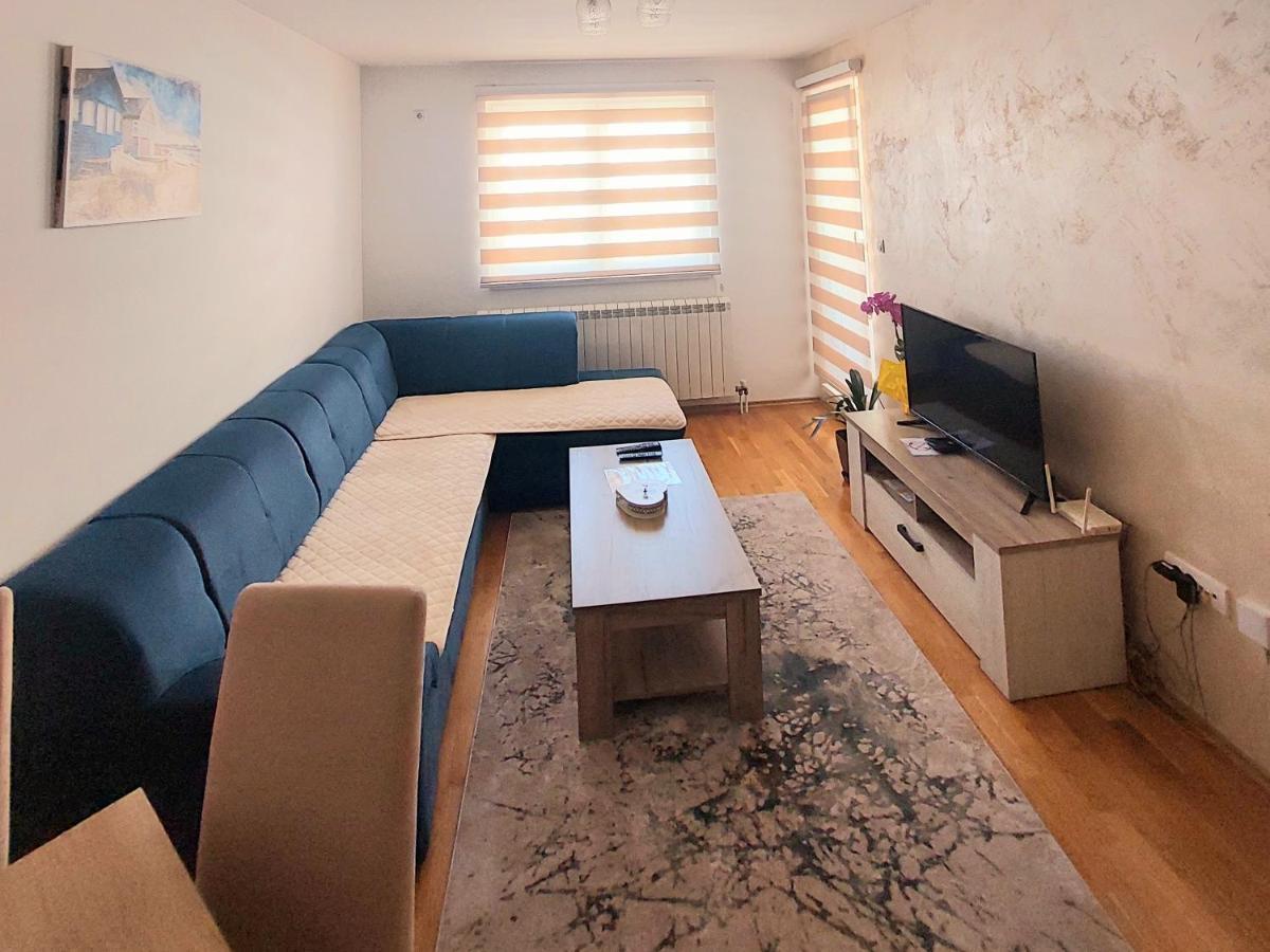 Apartman Ceca Apartman Lukavica Kültér fotó